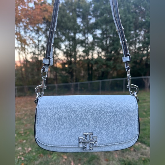 Tory Burch NWT Convertible Crossbody Pebble Leather Britten in Blue Mist R$458 - Picture 3 of 12